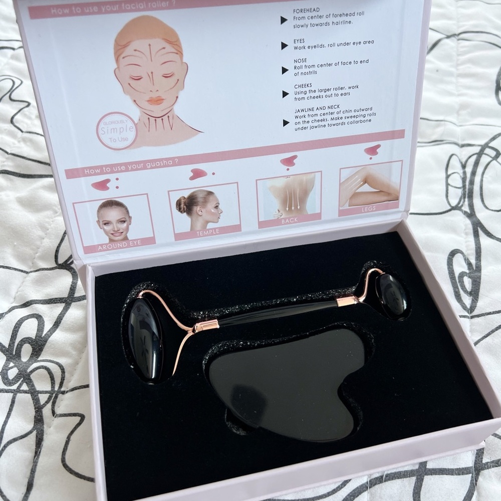 OBSIDIAN 🖤 Face Roller Set